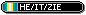 a badge with a non-binary man flag and he/it/zie pronouns.